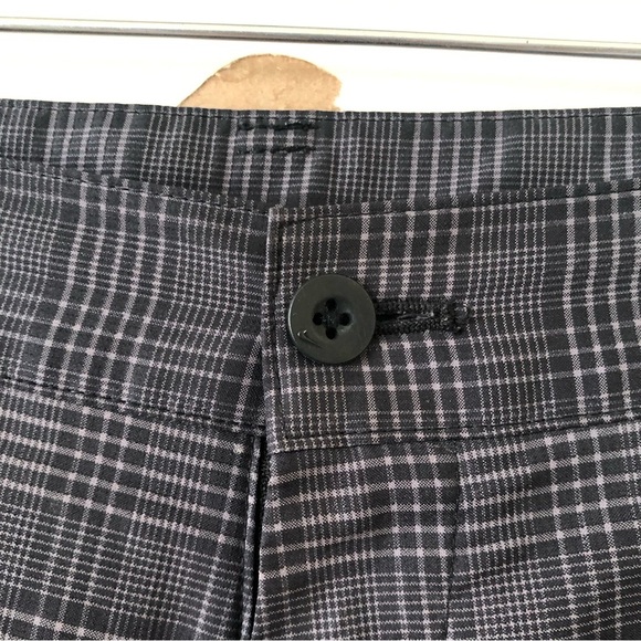 Nike Golf Men’s Dri-Fit Plaid Shorts Black and Charcoal Gray Size Medium - Picture 3 of 8